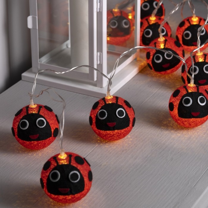 Гирлянда &laquo;Нить&raquo; 2 м с насадками &laquo;Божья коровка&raquo;, IP20, прозрачная нить, 10 LED, свечение тёплое белое, AAх2