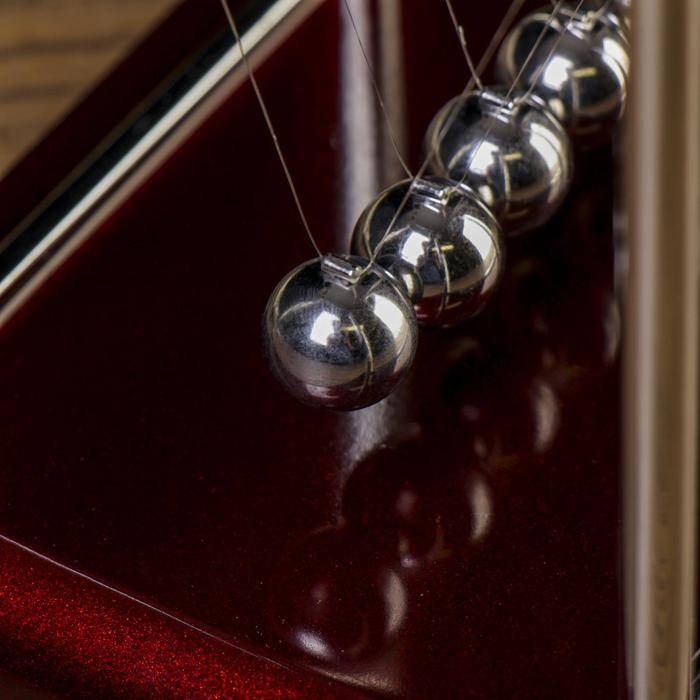 Маятник "Шары техно" квадрат 13,5 x 13,5 x 11 см