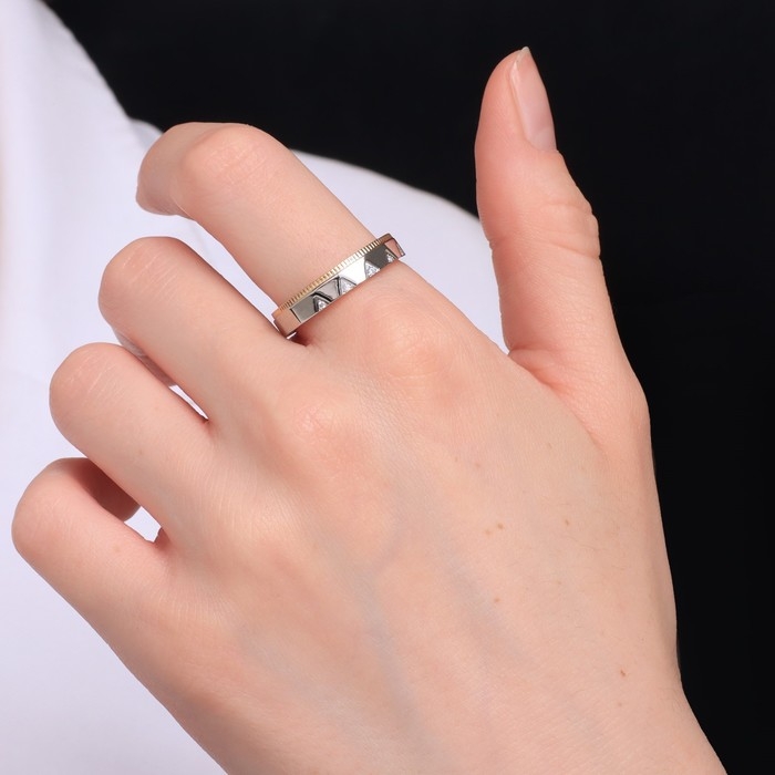 Кольцо XUPING ажур, цвет белый в золоте, размер 19