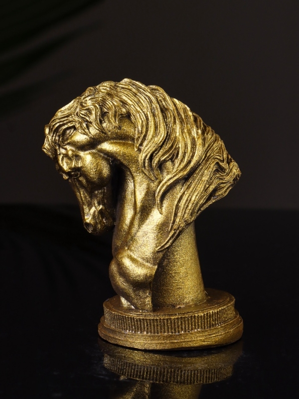 Фигура "Конь " 9х6 см, цвет старое золото