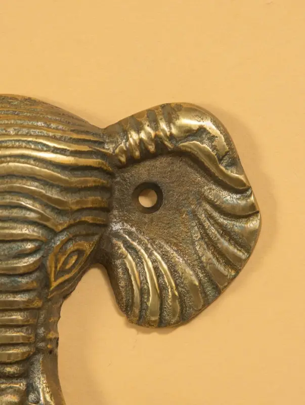 Крючок "Слон" 12х12 см