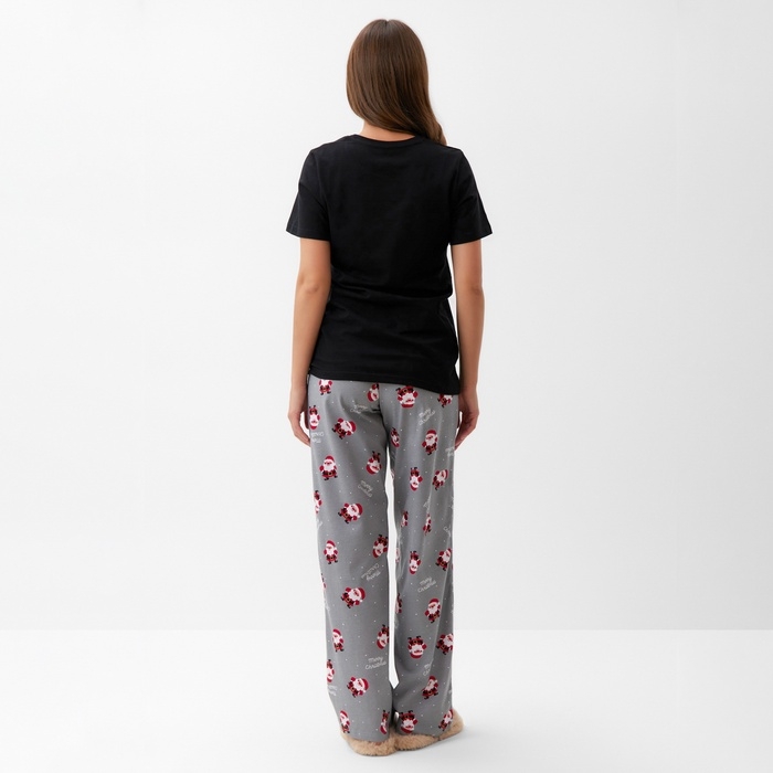 Пижама новогодняя женская (футболка и брюки) KAFTAN Пижама новогодняя женская (футболка и брюки) KAFTAN "Дед мороз" размер 40-42