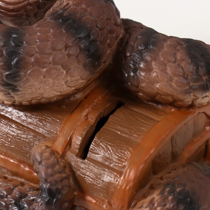 Копилка Копилка"КОБРА НА СУНДУКЕ " 20 х 17 х 12 см.