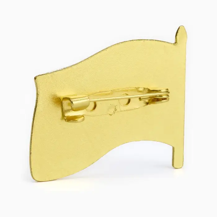 Значок &laquo;Флаг 9 мая&raquo;, 3&times;2.5 см, цветной в золоте