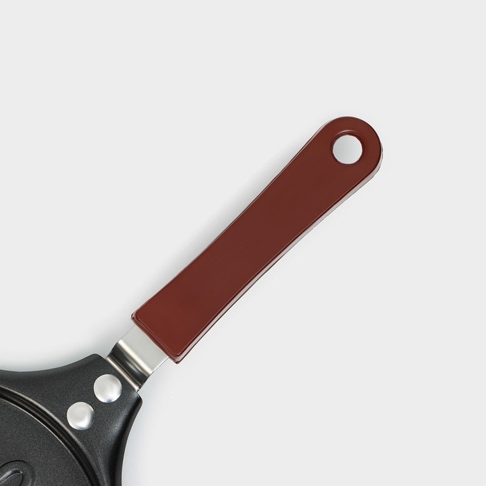 Сковорода Доляна &laquo;Котик&raquo;, d=14 см, пластиковая ручка, антипригарное покрытие, цвет чёрный