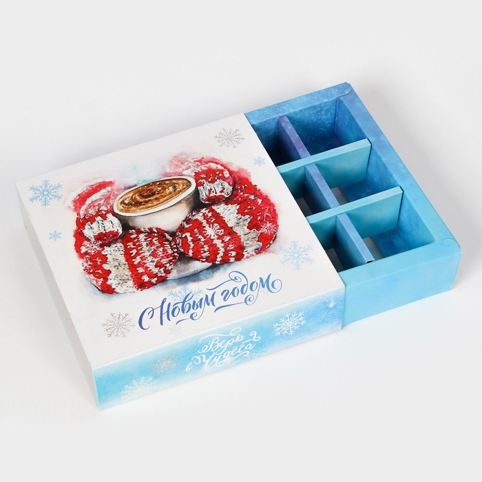 Новый год. Коробка под 9 конфет Новый год. Коробка под 9 конфет "Снежинки", 13,7 х 13,7 х 3,5 см, кондитерская упаковка