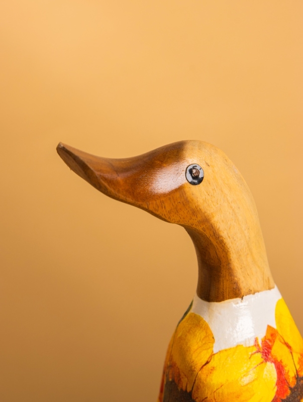 Сувенир &laquo;Утка в цветах&raquo;, 13&times;10&times;23 см, дерево