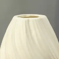 Ваза керамика настольная "Кеннет" 20,5х11,5х7 см, белый