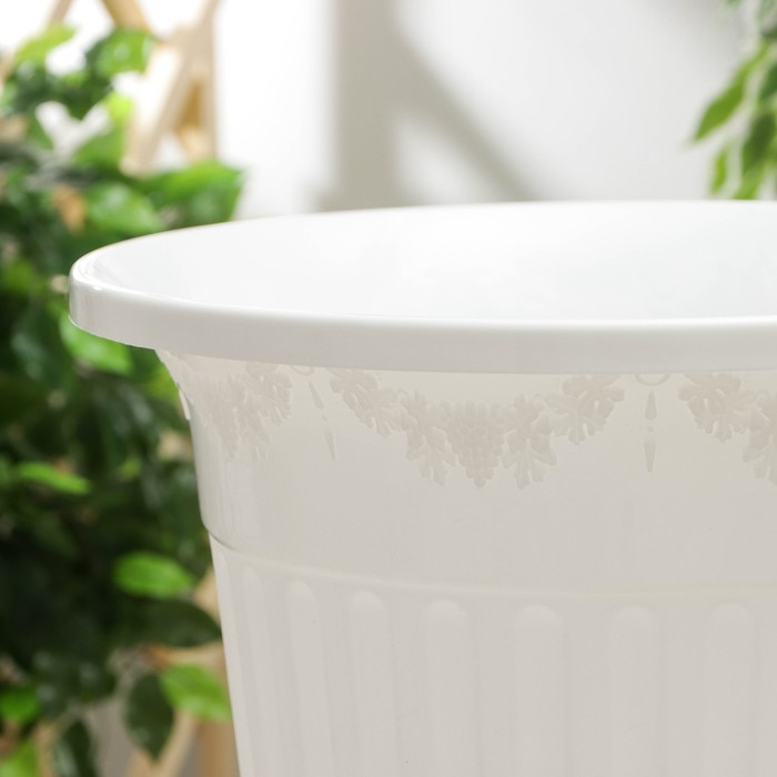 Горшок с поддоном «Лозанна», 25 л, цвет белый Горшок с поддоном «Лозанна», 25 л, цвет белый