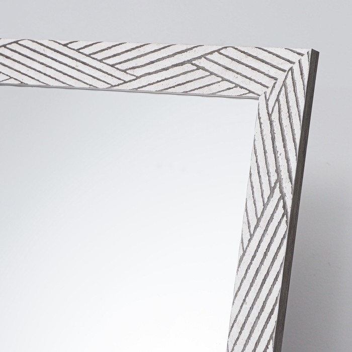 Зеркало напольное в раме, 42х147 см, зп=35х140 см Зеркало напольное в раме, 42х147 см, зп=35х140 см