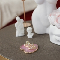 Серьги с жемчугом «Грейс» сердечки, цвет белый в золоте Серьги с жемчугом «Грейс» сердечки, цвет белый в золоте