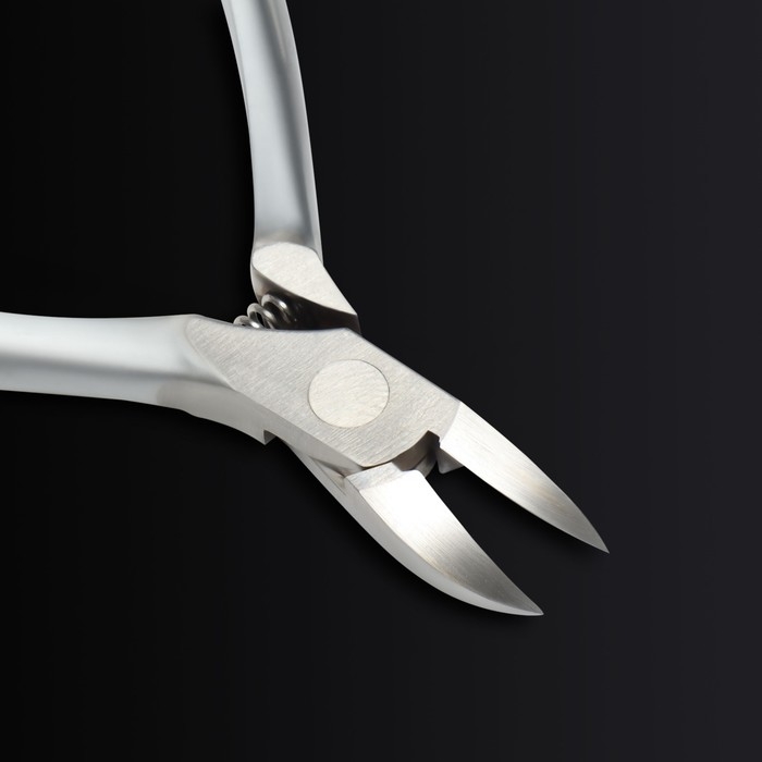 Кусачки педикюрные &laquo;Premium satin&raquo;, скрытая пружина, 10,9 см, длина лезвия - 16 мм, цвет серебристый