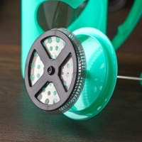 Чайник заварочный френч - пресс Доляна &laquo;Комплимент&raquo;, 800 мл, стекло, цвет бирюзовый