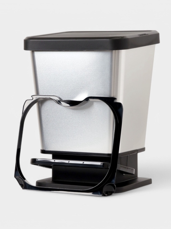 Контейнер для мусора с педалью "Металл" 20л