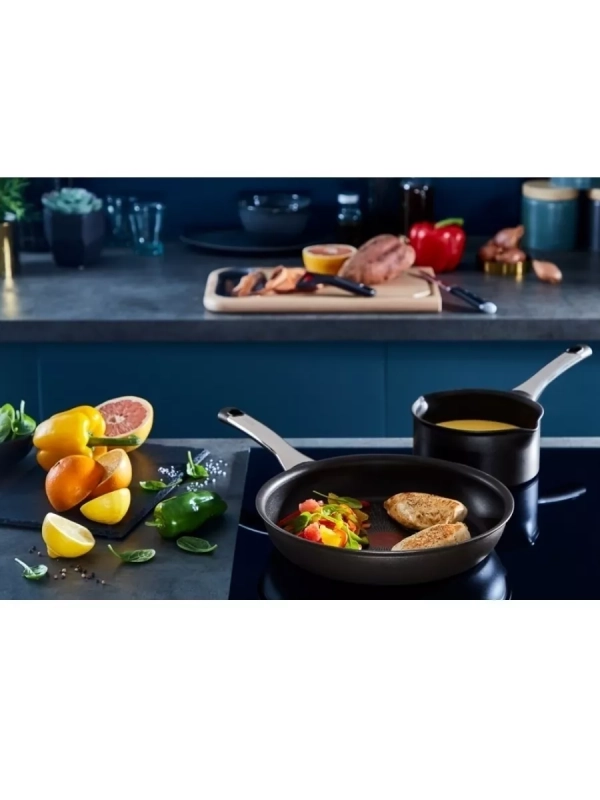 Сковорода Excellence 22 см с антипригарным покрытием