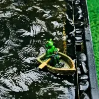 Садовая фигура 14 х 13 х 9,5 см "Лягушка в лодке" Водоплавающая