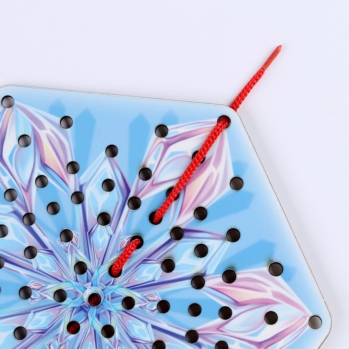 Шнуровка &laquo;Новый год! Снежинка&raquo;