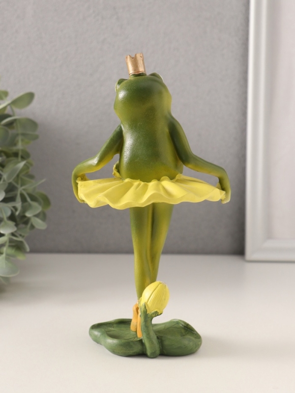 Сувенир полистоун "Лягушка-царевна в жёлтой пачке балерины" 10,5х9х19 см