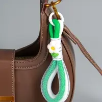 Брелок на карабине "Цветок. Шнур-сетка" двойной шнур 0,7 см бело-зелёный 14,5х2х1,7 см