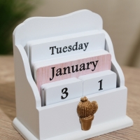 Сувенир вечный календарь, дерево, 11.5х6.5х12 см, цв. белый Сувенир вечный календарь, дерево, 11.5х6.5х12 см, цв. белый