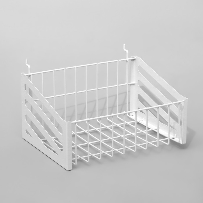 Корзина 26×19×16 на перфорацию, цвет белый Корзина 26×19×16 на перфорацию, цвет белый