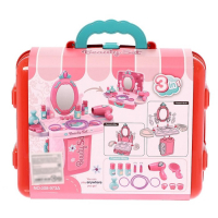 Игровой набор &laquo;Салон красоты&raquo; в чемодане