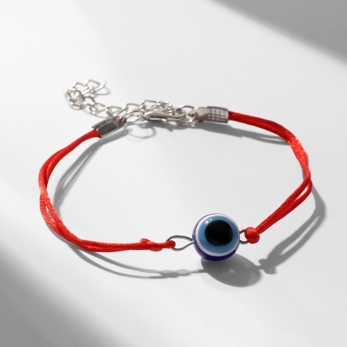 Браслет-оберег &laquo;Красная нить&raquo; талисман защиты, бусинка с глазиком, цвет синий с серебром, 18 см