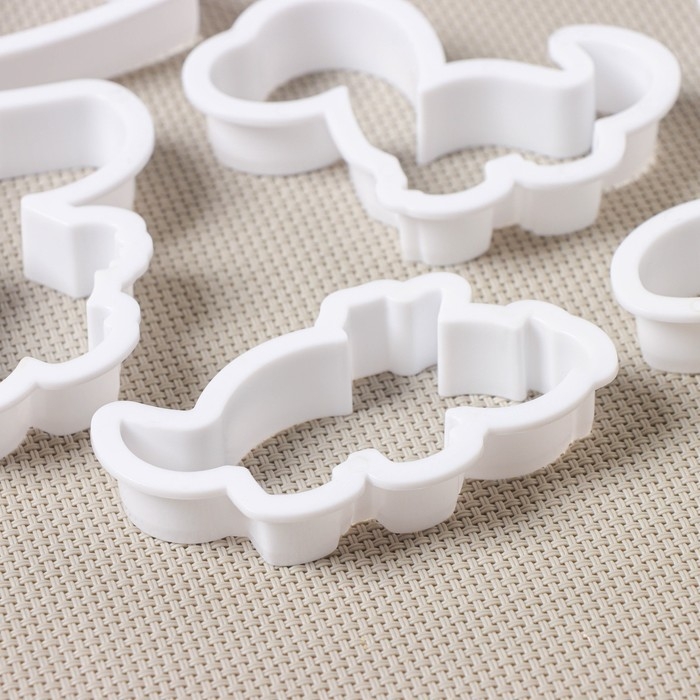 Набор форм для печенья Доляна &laquo;Хищные динозавры&raquo;, 8 шт, цвет белый