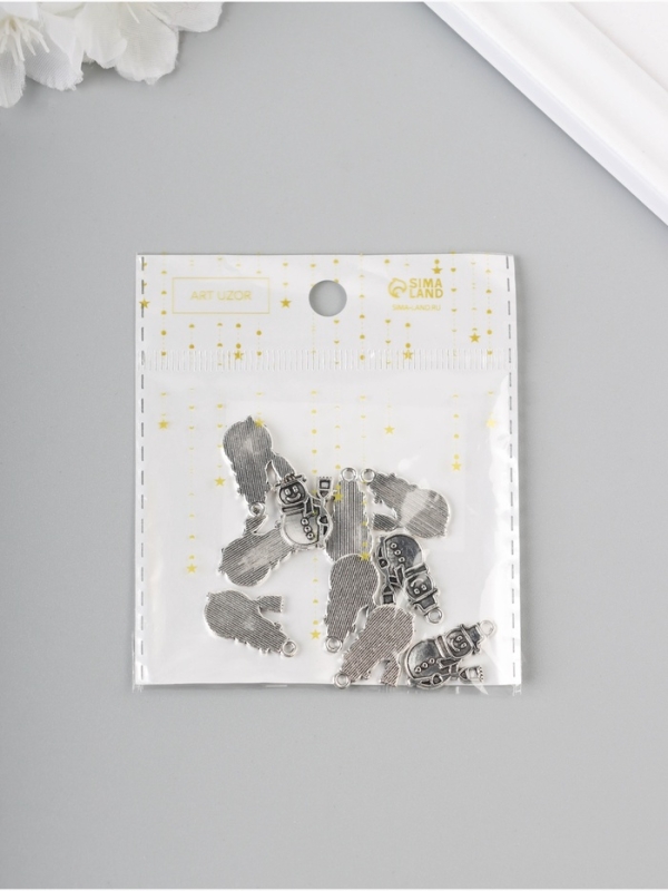 Декор для творчества металл "Снеговик с метёлкой" серебро набор 10 шт 2,1х1,3х0,2 см