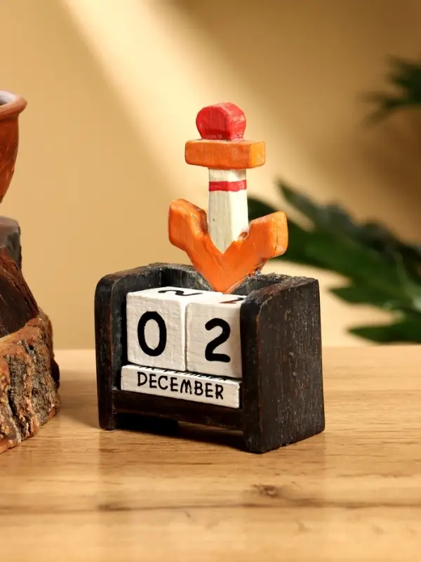 Календарь настольный &laquo;Якорь&raquo;, 7&times;4&times;10 см, дерево, чёрно-коричневый