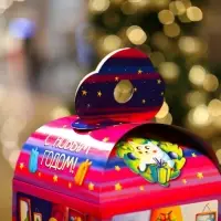 Подарочная коробка &laquo;Гномы&raquo; 12&times;12&times;17 см