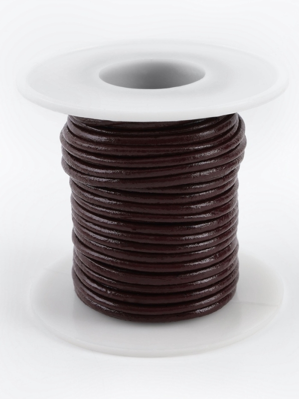 Нить для плетения 10±0,5м d2мм натуральная кожа №49 коричневый Нить для плетения 10±0,5м d2мм натуральная кожа №49 коричневый