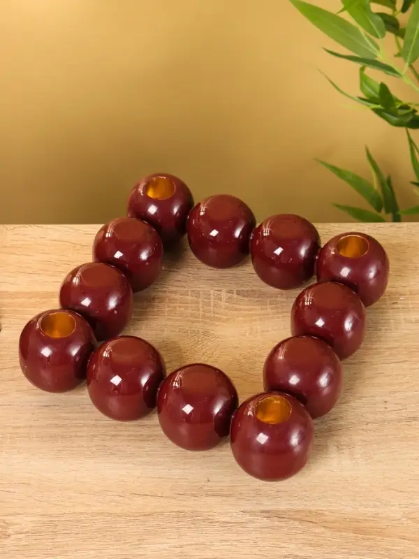 Подсвечник на 4 свечи &laquo;Бусы&raquo;, с 12 сферами, 20.5&times;20.5&times;5.5 см, сливовый