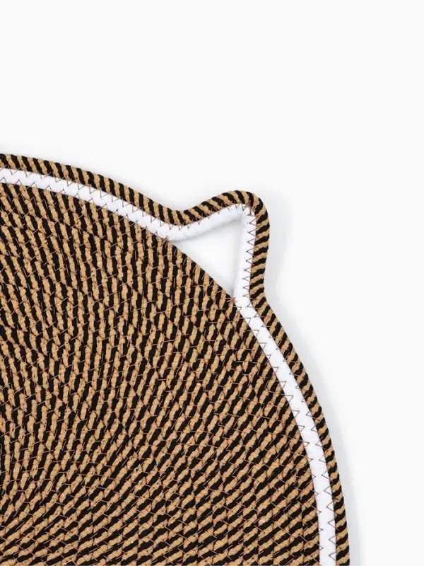 Когтеточка-коврик с хвостом 50 см, коричневый