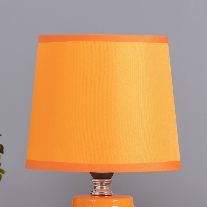 Лампа настольная "Давид" 1х40Вт Е14 оранжевый 14,5х14,5х24см