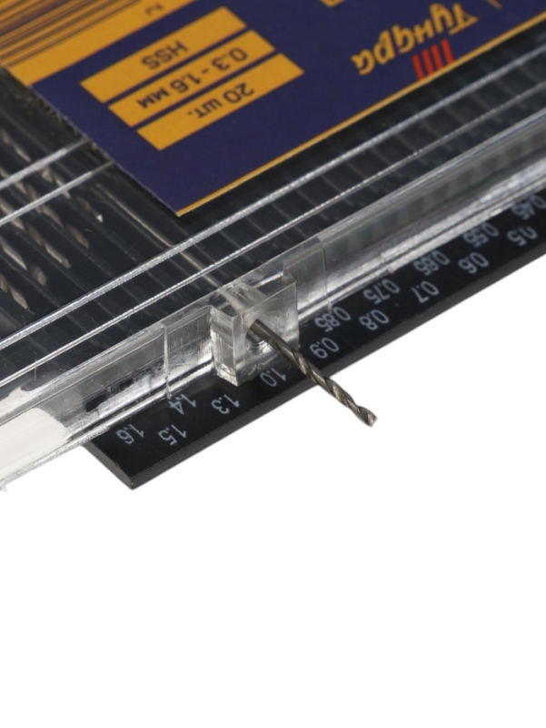 Набор мини сверл по металлу ТУНДРА, HSS, 0.3 - 1.6 мм, 20 шт. Набор мини сверл по металлу ТУНДРА, HSS, 0.3 - 1.6 мм, 20 шт.