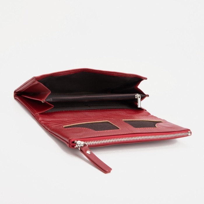 Кошелёк женский на магнитах, цвет красный