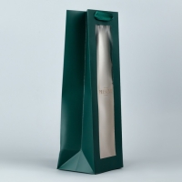 Пакет подарочный под бутылку, упаковка, &laquo;Present&raquo;, 36 х 13 х 10 см