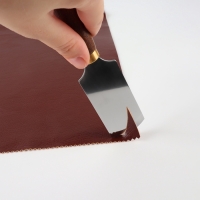 Шорный нож для работы с кожей Premium, закруглённый, 18 &times; 3,5 см