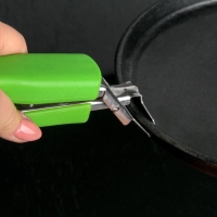 Держатель для сковороды Доляна «Повар», 17×3 см, цвет МИКС Держатель для сковороды Доляна «Повар», 17×3 см, цвет МИКС