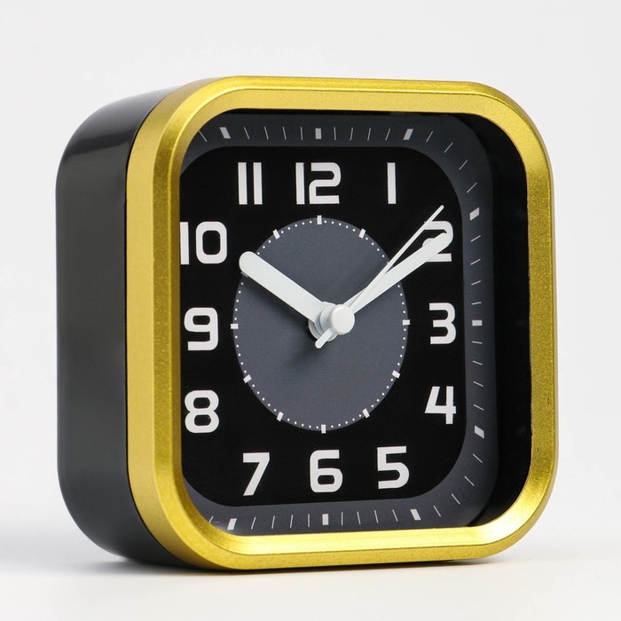 Часы настольные будильник "Классика", 9.5 х 9.5 см