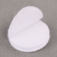 Липучка на клеевой основе «Круг», набор 55 шт., размер 1 шт: 1,5 см Липучка на клеевой основе «Круг», набор 55 шт., размер 1 шт: 1,5 см