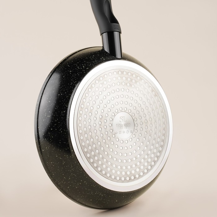 Сковорода алюминиевая с антипригарным покрытием SL Home, d=22, h=4,5 см, индукция, цвет чёрный Сковорода алюминиевая с антипригарным покрытием SL Home, d=22, h=4,5 см, индукция, цвет чёрный