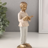 Сувенир полистоун "Мальчишка с книгой" 5,5х5,5х16 см
