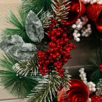 Венок новогодний d-30 см "Лесной фестиваль" колокольчики ягодки