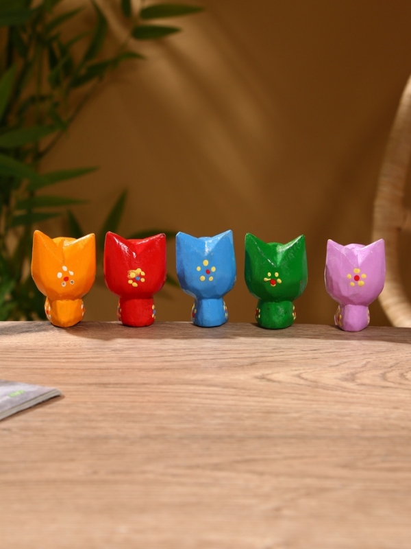 Сувенир интерьерный "Кошечки" дерево (набор 5 штук)