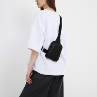 Сумка через плечо NAZAMOK "Классика", 18х14х3 см Сумка через плечо NAZAMOK "Классика", 18х14х3 см