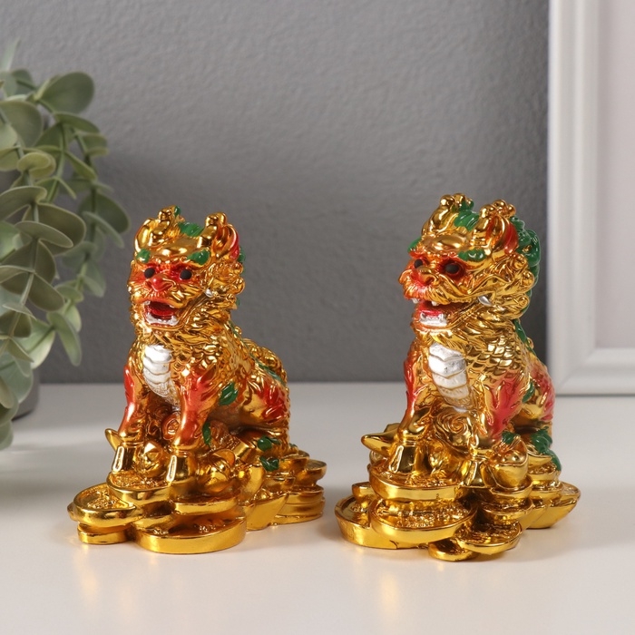 Нэцке полистоун Нэцке полистоун "Кирины на монетах" золото набор 2 шт 6х9х10,5 см