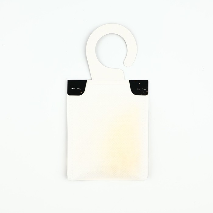 Ароматизатор на вешалке новогодний &laquo;Новый год: Волшебного нового года&raquo;, аромат жасмин, 8 х 15,5 см