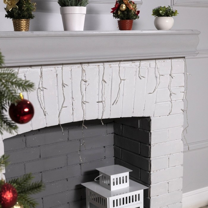 Гирлянда «Бахрома» 1.8 × 0.5 м, IP20, прозрачная нить, 48 LED, свечение синее, 8 режимов, 220 В Гирлянда «Бахрома» 1.8 × 0.5 м, IP20, прозрачная нить, 48 LED, свечение синее, 8 режимов, 220 В